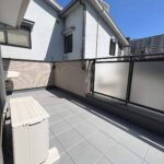 【木造3階建てZEH住宅】敷地20.09坪｜延床35.70坪<br>アトリエ＋住居の東京ゼロエミ住宅水準のZEH（太陽光＋蓄電池）住宅