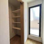 【木造3階建てZEH住宅】敷地20.09坪｜延床35.70坪<br>アトリエ＋住居の東京ゼロエミ住宅水準のZEH（太陽光＋蓄電池）住宅