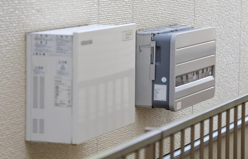 適切な位置に配置することでメンテナンスも有利になる蓄電池