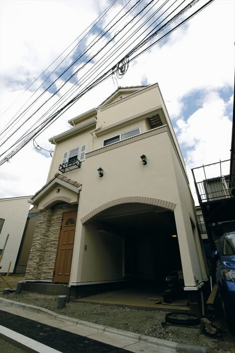 ビルトインガレージのある家5つの間取りを紹介：【約60坪】地下・屋上含めて5層構造の住まい_1