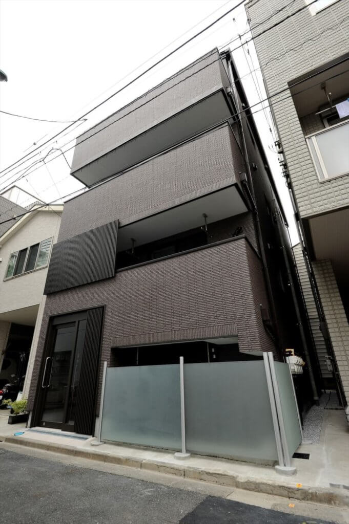 【中央区】半地下も活用した木造4階建て賃貸住宅