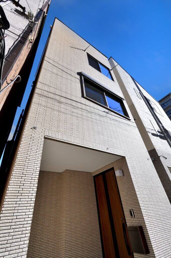 【台東区】耐火・耐久性の高いタイルを利用した防火地域の木造4階建て