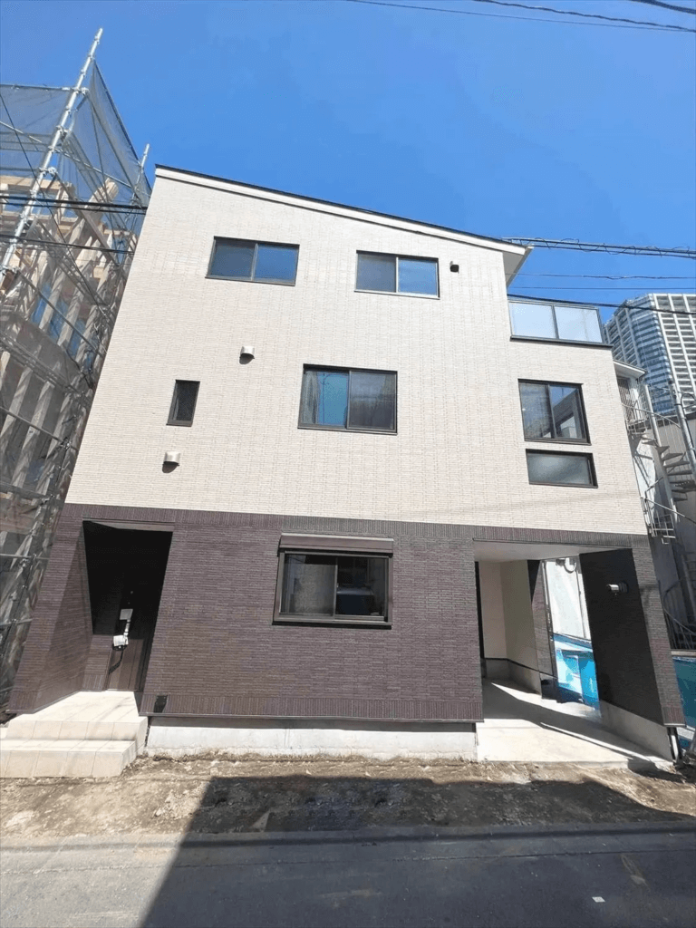 太陽光・蓄電池を導入した都内のZEH住宅の事例（港区）