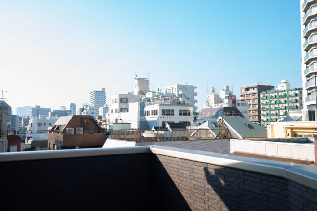 3階建ての注文住宅の実例（屋上）