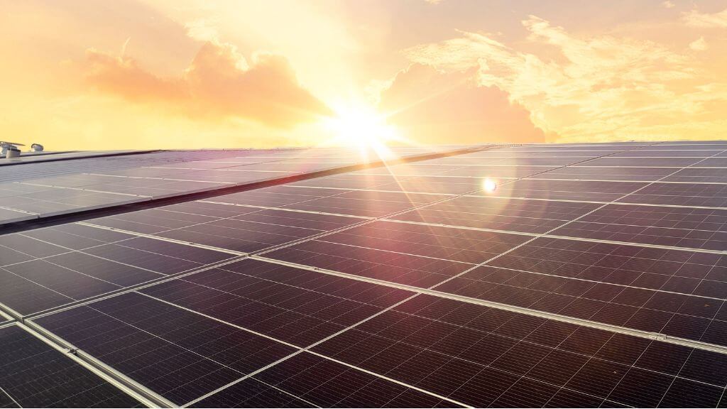 太陽光発電や蓄電池で元を取るには?目的に合致した容量の太陽光発電を利用する