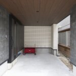 【ビルドインガレージのある木造3階建て住宅】敷地17.9坪｜延床34坪<br>狭小地に建つ家族それぞれに個室のあるお家