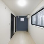 【ビルドインガレージのある木造3階建て住宅】敷地17.9坪｜延床34坪<br>狭小地に建つ家族それぞれに個室のあるお家