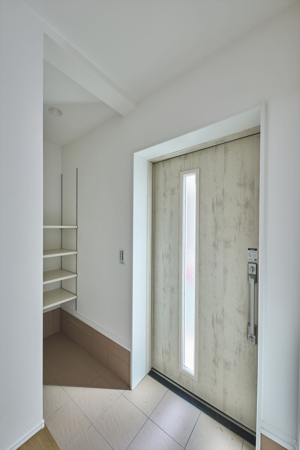【耐火木造3階建て住宅】敷地11.3坪｜延床25.88坪<br>西海岸をイメージした工夫あふれる狭小地のお家