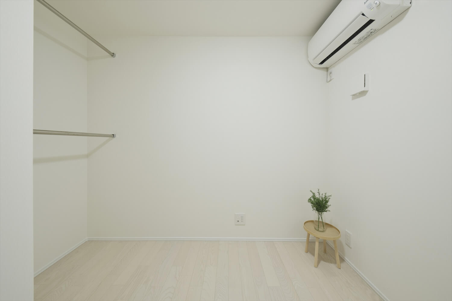 【約11坪|狭小地】屋根裏収納で3階プラスワンスペースのあるお家<br/>敷地11.57坪|延床22.89坪|耐火木造