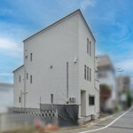 【耐火木造3階建て】分離型二世帯住宅の家<br/>敷地33.17坪｜延床51.12坪｜耐火木造
