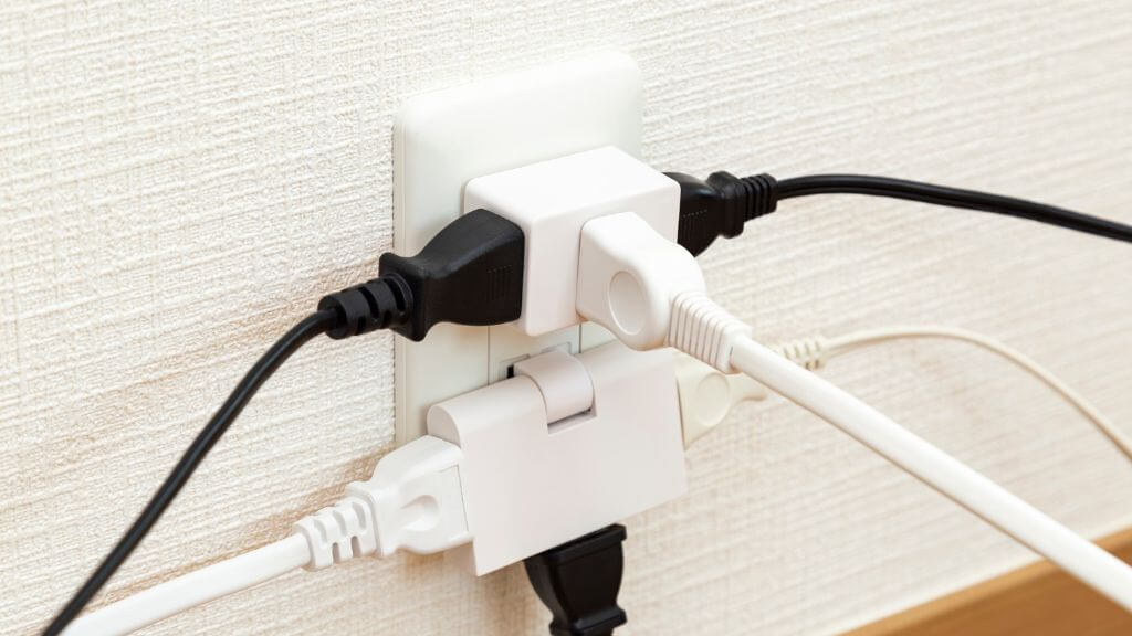 理由3:非常用コンセントの上限(1500W)を超えてしまう