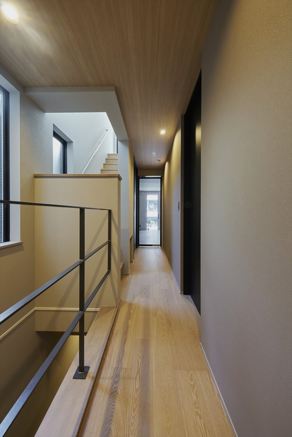 【店舗併用住宅】木造3階建て二世帯住宅のお家<br/>敷地28.18坪｜延床62.43坪｜耐火木造