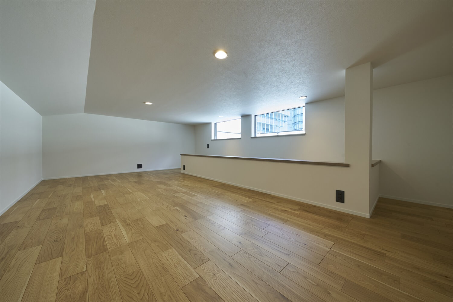 【店舗併用住宅】木造3階建て二世帯住宅のお家<br/>敷地28.18坪｜延床62.43坪｜耐火木造