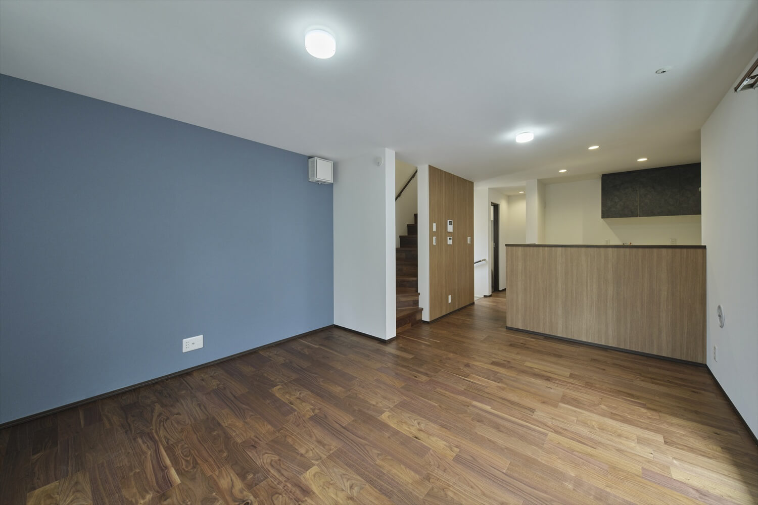【耐火木造3階建て】分離型二世帯住宅の家<br/>敷地33.17坪｜延床51.12坪｜耐火木造の事例画像