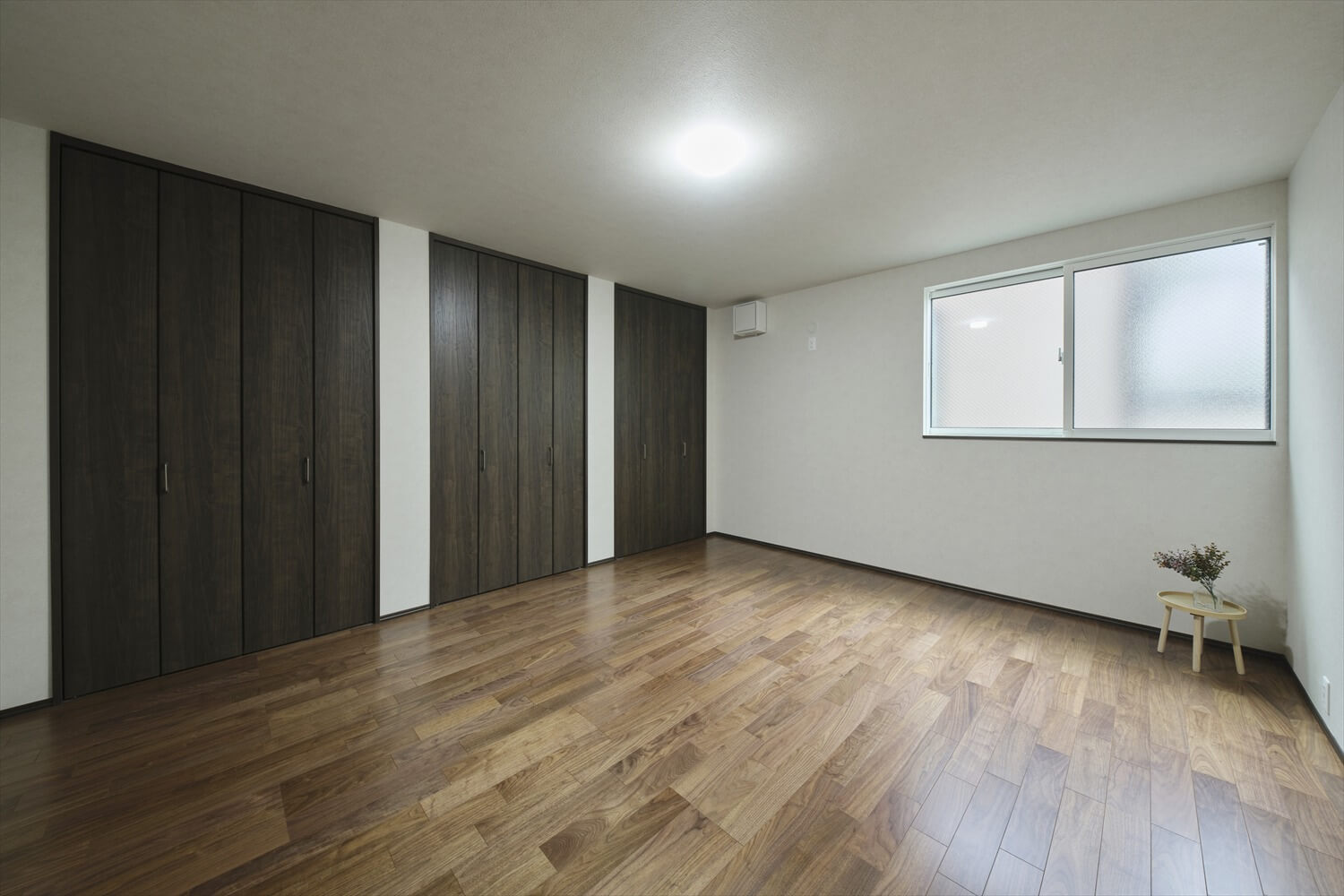 【木造3階建て】吹き抜け階段が主役の縦に広がる開放感あるお家<br/>敷地21.80坪｜延床41.73坪