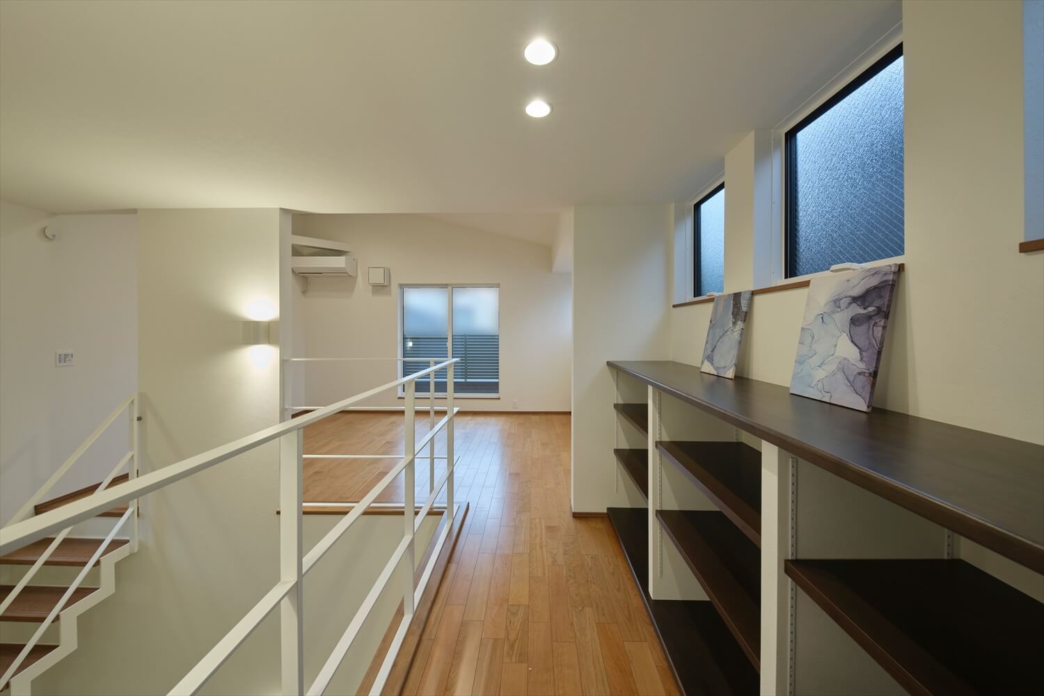 【木造3階建て】吹き抜け階段が主役の縦に広がる開放感あるお家<br/>敷地21.80坪｜延床41.73坪