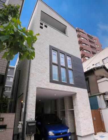 【木造耐火の家】敷地17.33坪|延床34.35坪!間口が狭くて奥行きがある縦長敷地に狭小3階建て