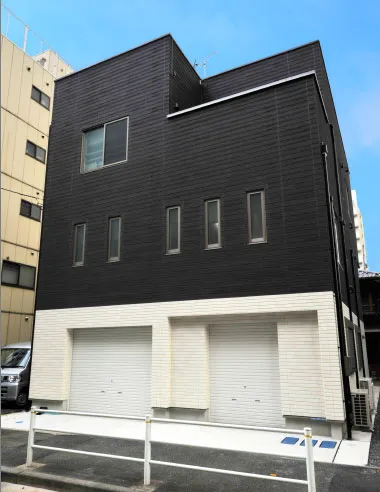 【リノベーション二世帯住宅】敷地34.07坪｜延床71.91坪！１階賃貸用店舗・倉庫スペース併用の居住空間が完全に独立した二世帯住宅