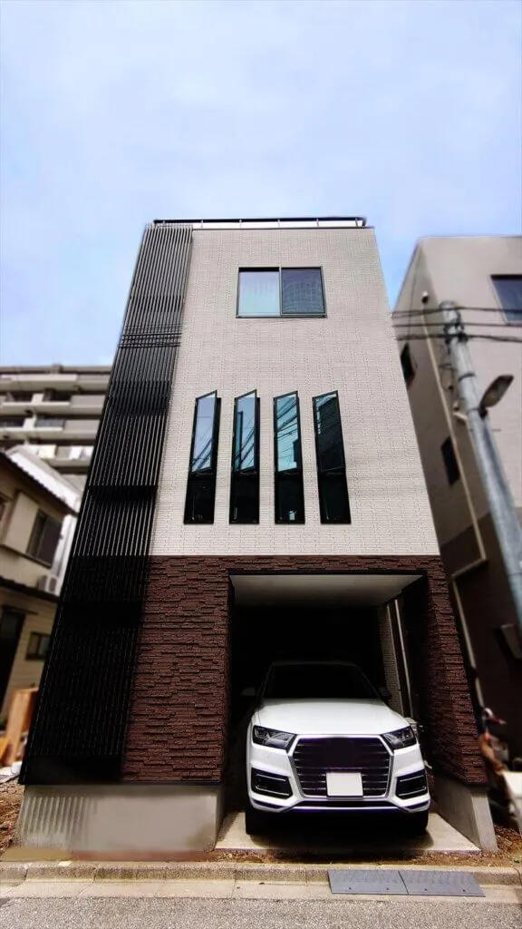 3階建ての外観